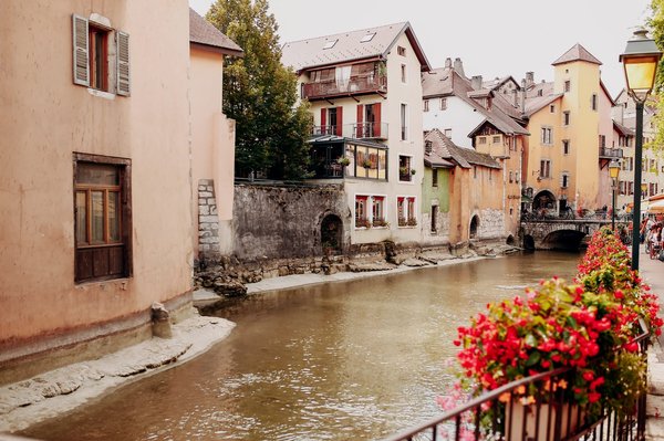 Découvrez la beauté culturelle de l’Annecy, et de la Haute-Savoie
